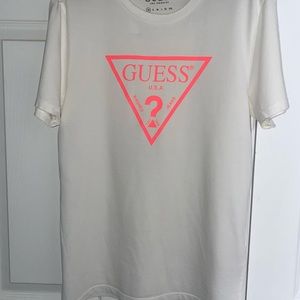 Guess t-shirt